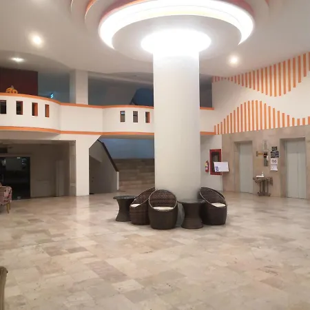 3 Pool With Condo Opposite The Train Station, Near Old City And Nimman-3