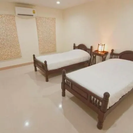 San Kamphaeng Classic Home-3