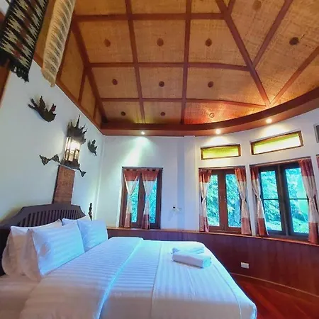 Santithamguesthouse-2