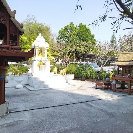 Supanich Condo Opposite The Train Station Chiangmai-3