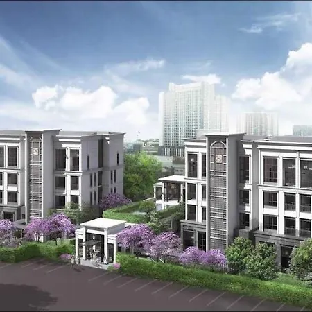 Ultimate Luxury Home To Work, Relax Or Both With 500 Mbps Wifi, Netflix, Gym And Infinity Pool-3