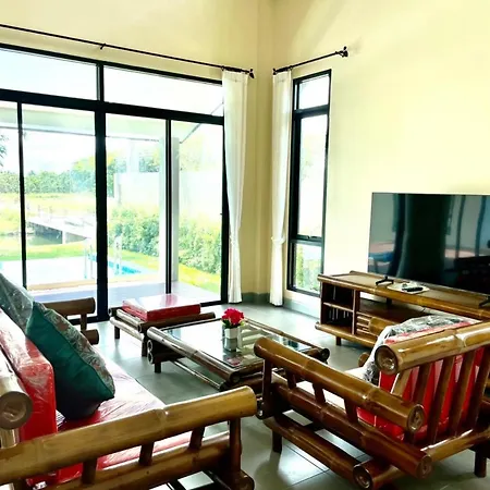 Pool Villa Lake Front Chiang Mai ,Saraphi 4 Bed 4 Bath Private-3