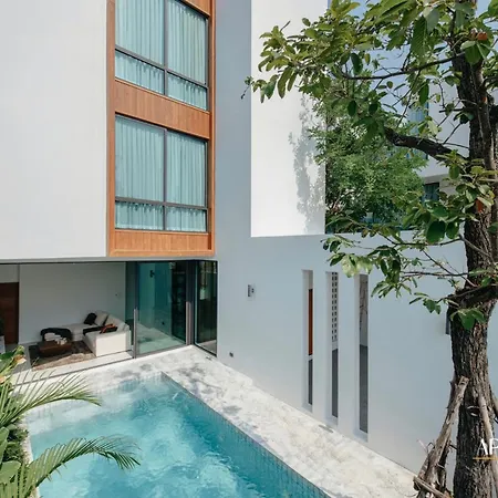 Crystal Pool Villa-2