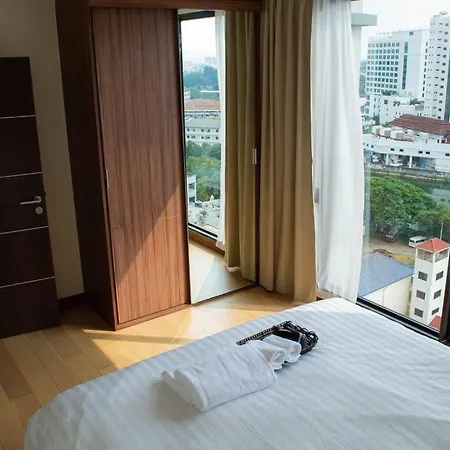Lovely 1-Bedroom Condo Near Night Barzaar-3