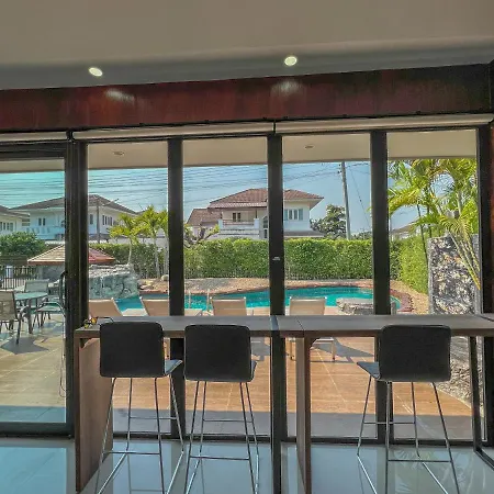 Chiang Mai Central 5 Bedrooms Private Pool Villa-2