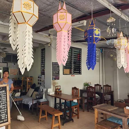 Wayside Guesthouse-2