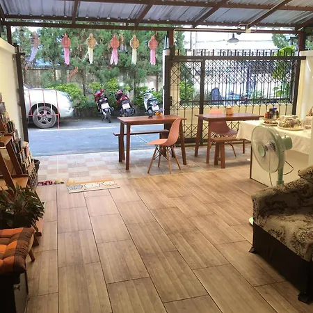 Wayside Guesthouse-3