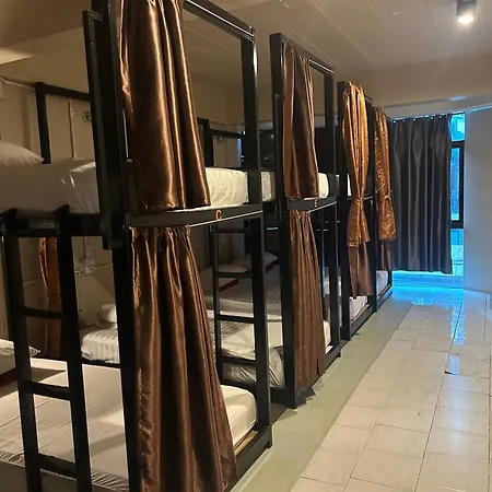 Monkey Toe Guesthouse-2