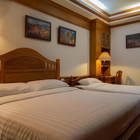 Rich Lanna House-3