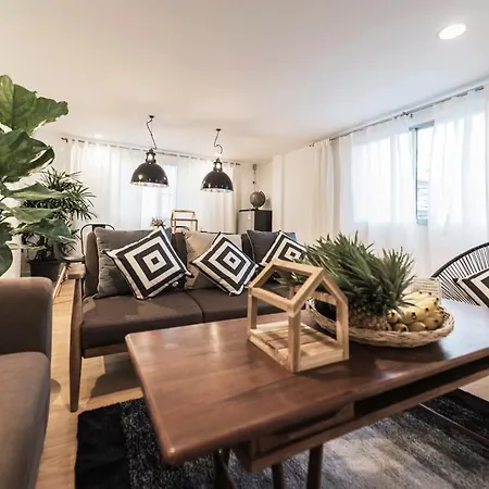 2 Bedrooms 1 Living Room Near Old City-2
