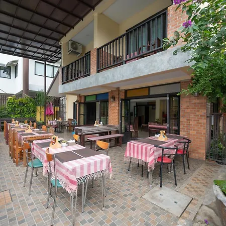 Riverside House Hotel-3