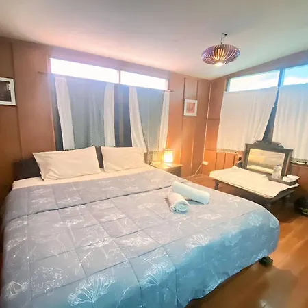 Nearthepark Boutique House-3