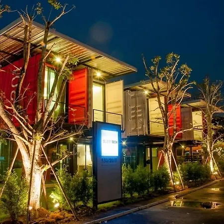 Sleepbox Chiangmai Hotel-3