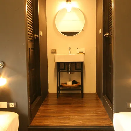 Strips The Poshtel-3