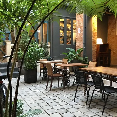 Hotel Noir-2