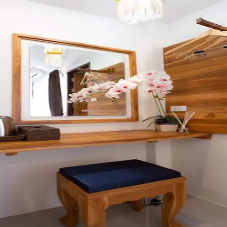 Anumat Premium Budget Hotel-3
