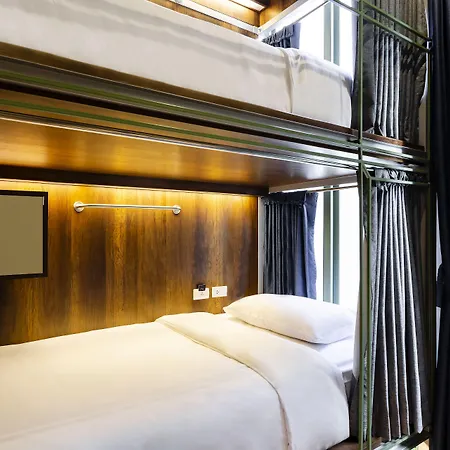 Khunluang Hostel (Adults Only)-2