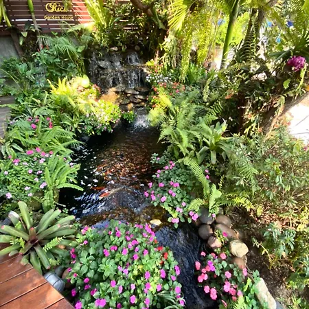 Rich Garden House Hotel-3