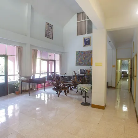 Oyo 75357 Thipsiri Home-3