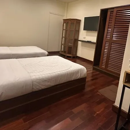 Prince Hotel Chiang Mai-2