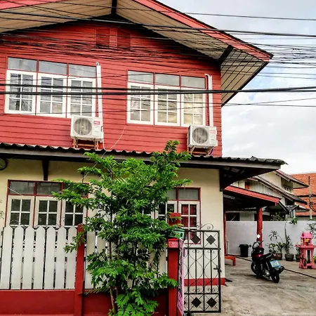 Champion Hostel 2 (Adults Only)-2