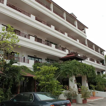 Flora House-3