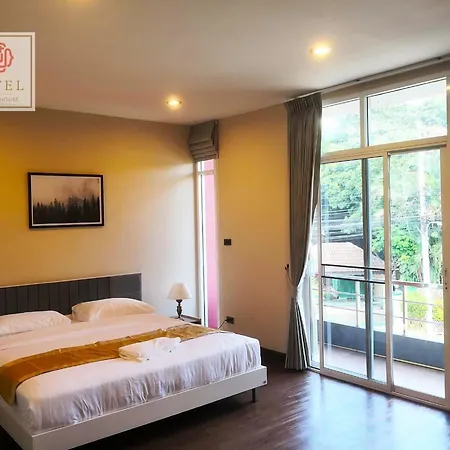 Votel Holiday House-2