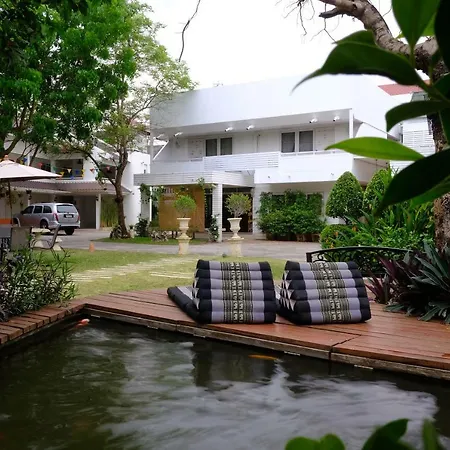 Udee Cozy Bed & Breakfast-3