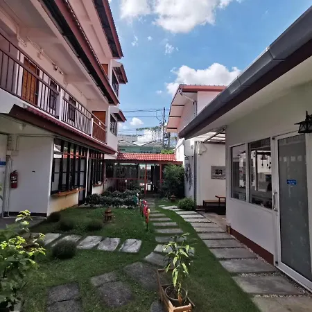 We Chiang Mai Guesthouse 2-3