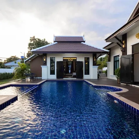 Lanna Kamin Pool Villa Airport-3