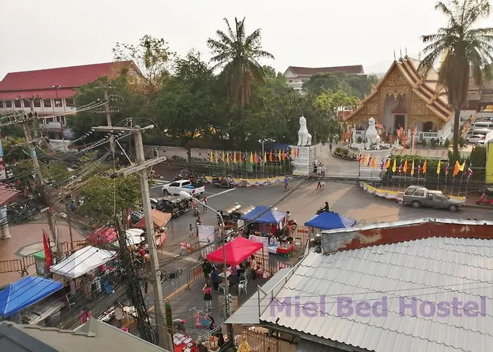 Miel Bed Hostel & Gallery Chiang Mai