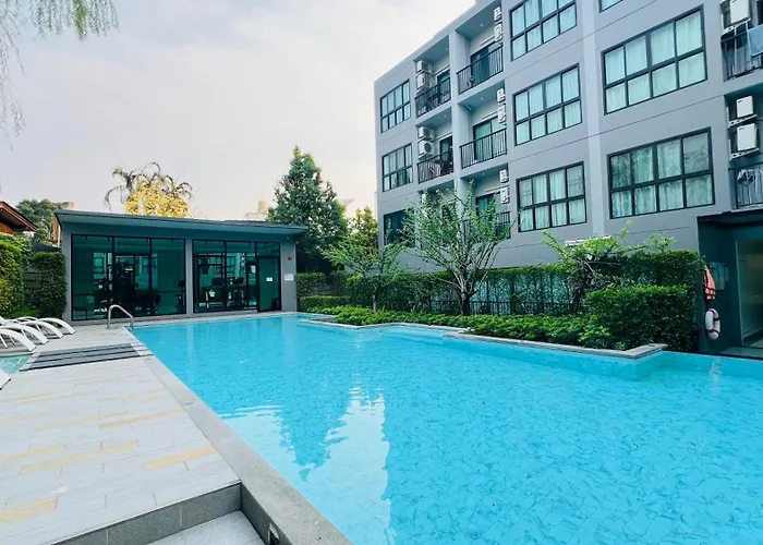 Near Nimman Maya Swimming Pool Condo1Br Chiang Mai acceptant les animaux