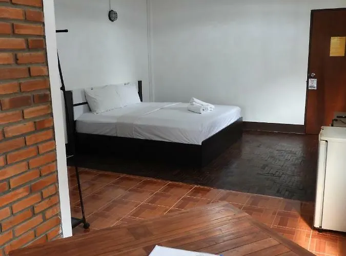 Hotel P'Lyn House Chiang Mai
